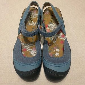 Keen Closed Toe Sandals